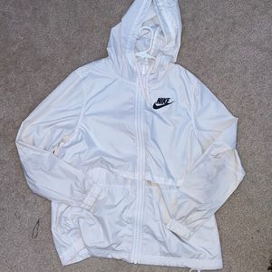 nike windbreaker